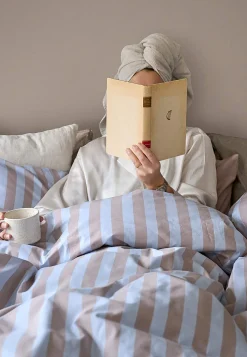 Stribet sengesæt 150x210 cm