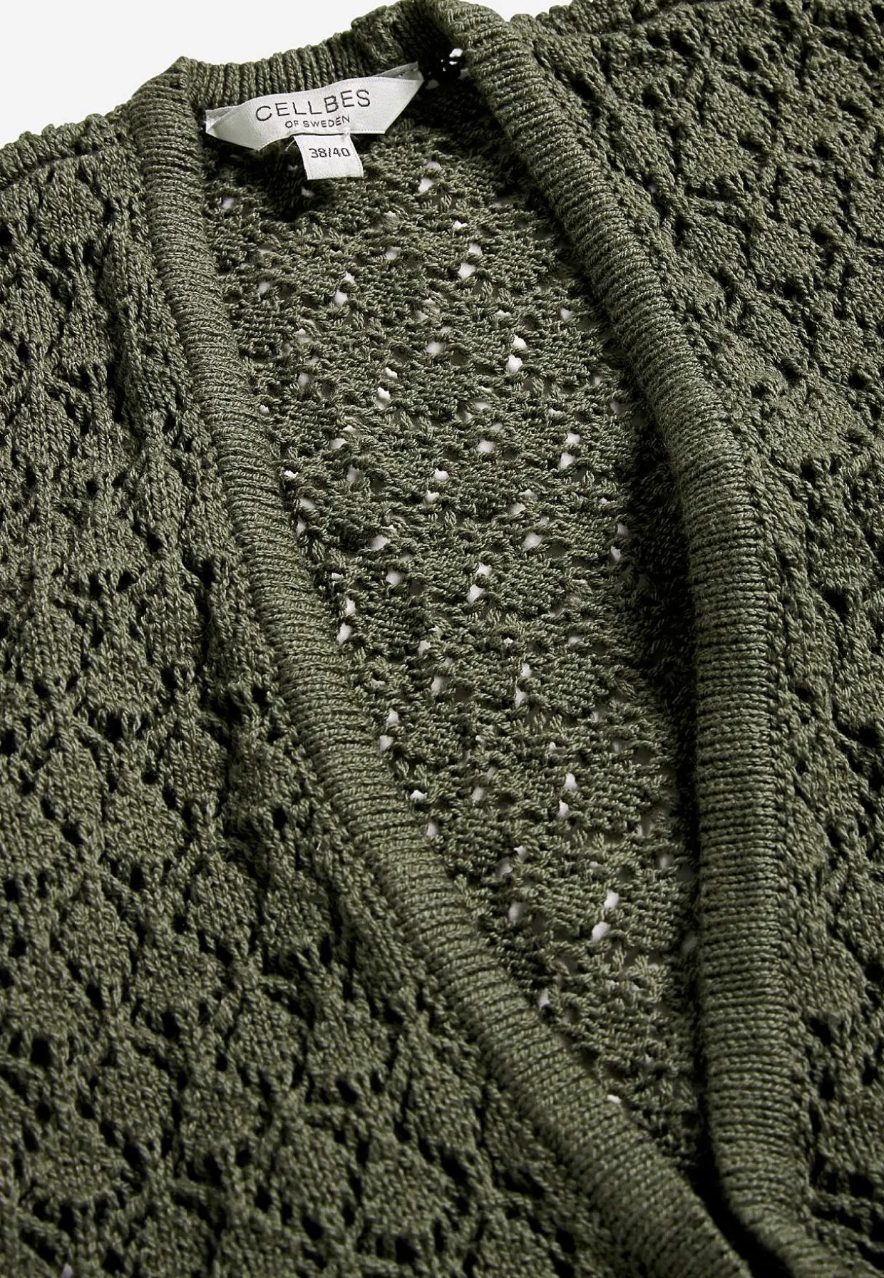 Strikket cardigan med hulmønster | Cellbes