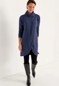 Strikket polotrøje med slå-om detalje foran