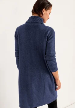 Strikket polotrøje med slå-om detalje foran