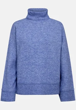 Strikket trøje med krave