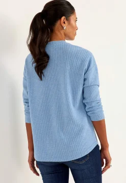 Superblød trøje med dekorativ midtersøm Beata