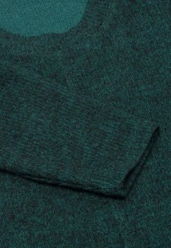 Superblød trøje med dekorativ midtersøm Beata