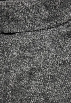 Superblød trøje med krave Beata