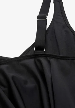 Tankinitop med volanter