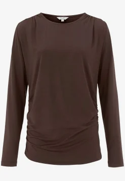 Top Premium i modal med rynkedetaljer