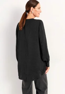 Tunika med flæsekrave