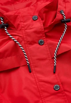 Vindtæt jakke med hætte