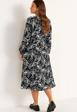 Vævet kjole med knapper