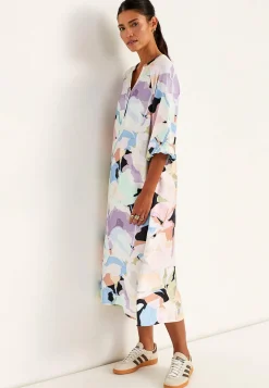 Vævet, mønstret kjole