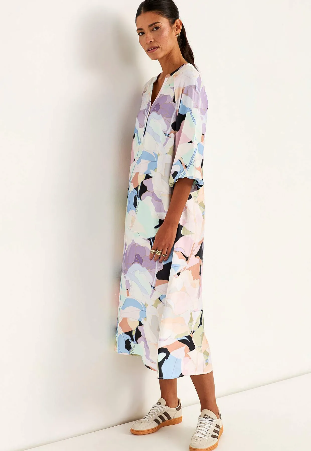 Vævet, mønstret kjole